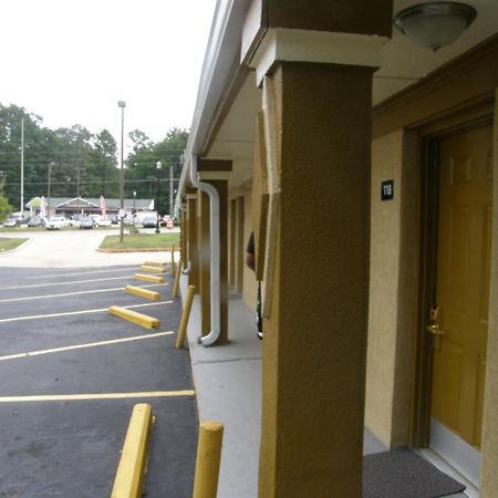 Americas Best Value Inn Stone Mountain Atlanta E Clarkston Exterior photo